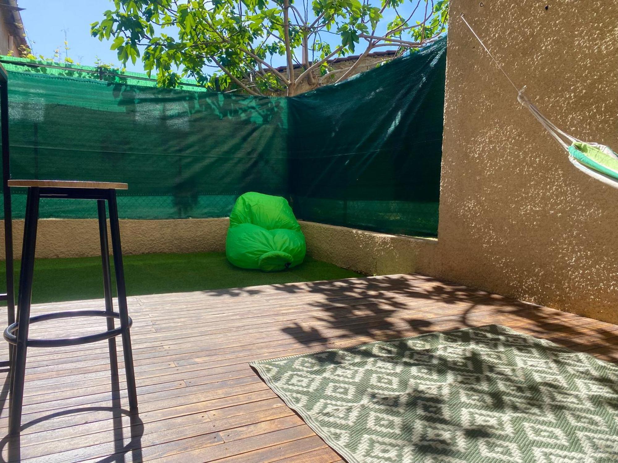 Confortable T2 Avec Jardin Amenage Lézignan-Corbières Buitenkant foto